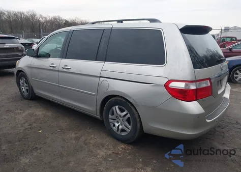 2006 Honda Odyssey Touring z USA, uszkodzony, nr VIN 5FNRL388X6B511767